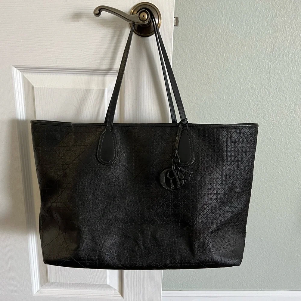 Dior Black Shoulder Bag - Picture 1 of 13